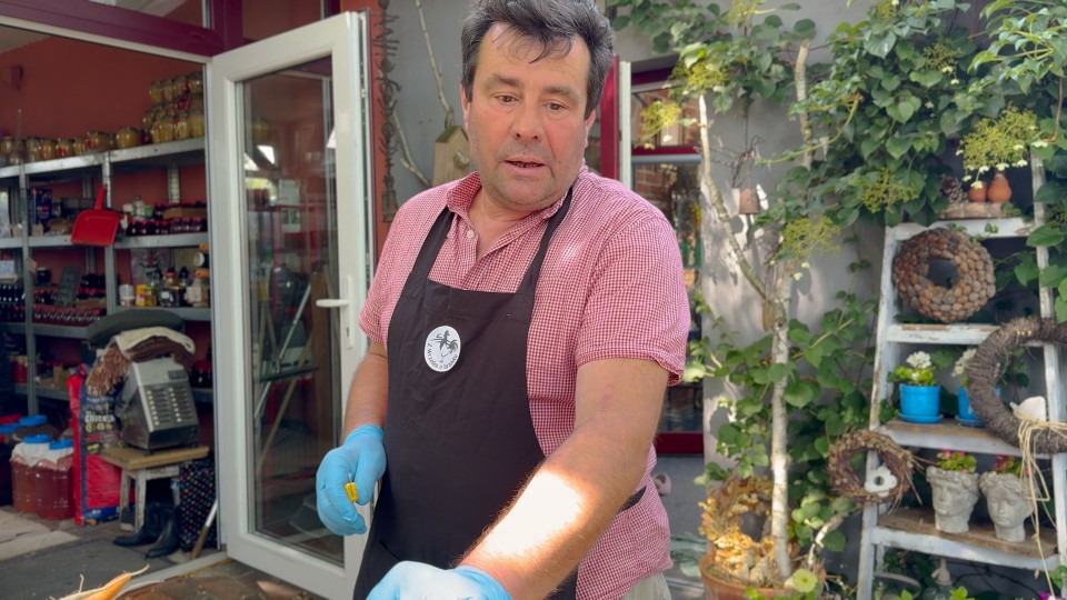 WIDEO: Zdrowa, ekologiczna żywność z gospodarstwa "Z Wrzasku o brzasku". Kiszonki, marynaty, dżemy i octy, których nie kupisz w markecie